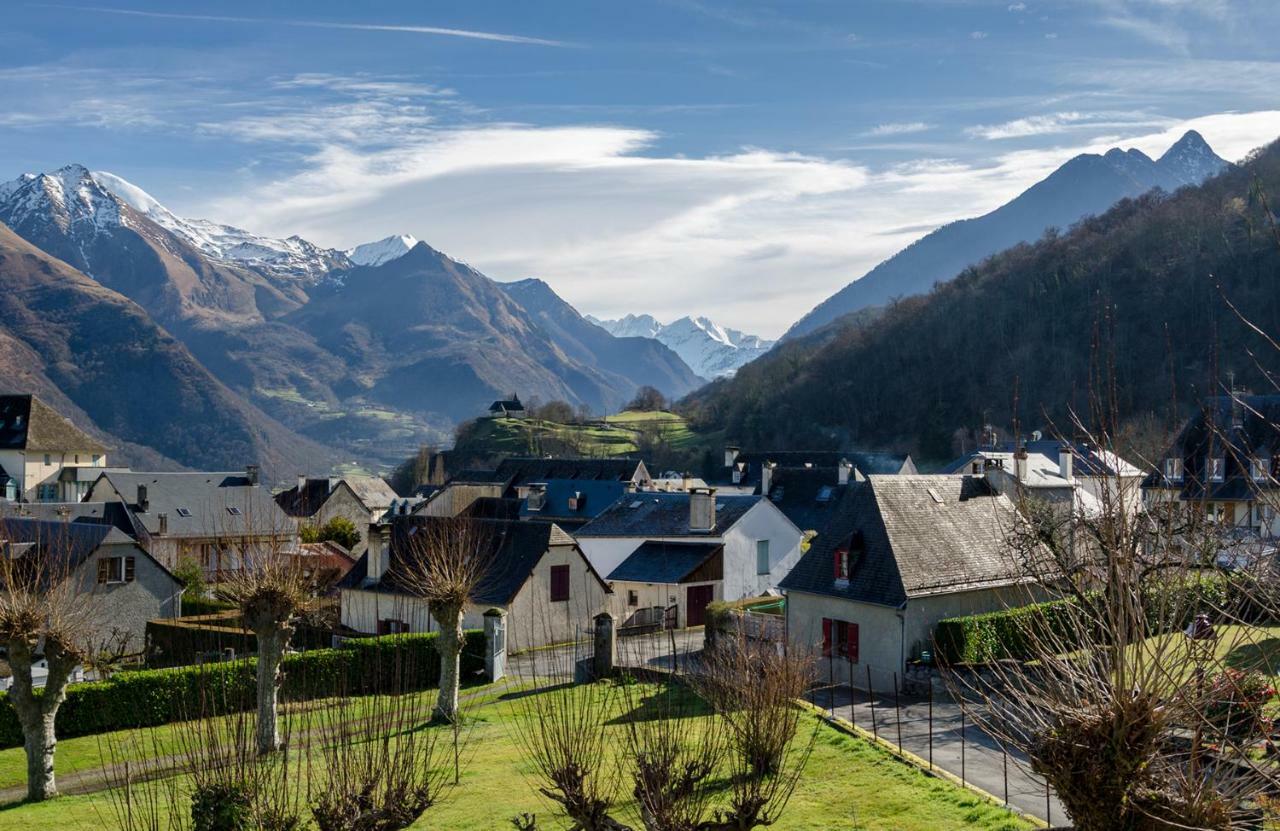 Pyrenees Cycling Lodge Saint-Savin  Екстер'єр фото